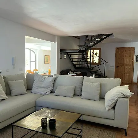 Sestret By Lemon Valldemossa (Mallorca)